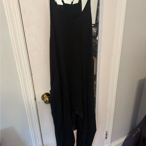 Women's Black Sleeveless Jumpsuit Dress